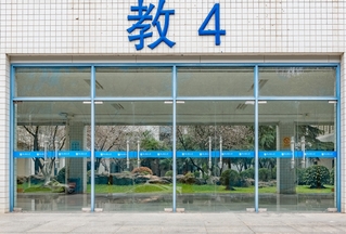 春天里的南邮校园